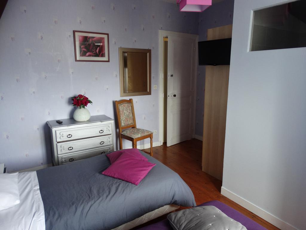 Apartamento La Bagatelle Pontorson Habitación foto